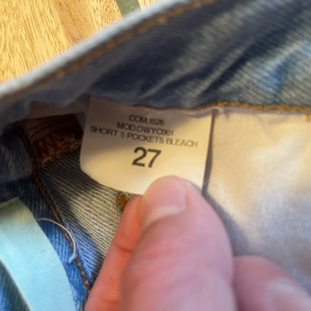 Women’s Off-White VIRGIL ABLOH Jean shorts - Picture 7 of 7